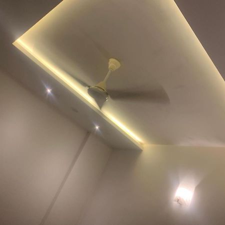 Shri Mahalaxmi Executive Yatri Niwas Villa Kolhapur Esterno foto