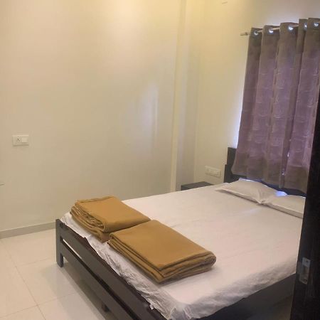Shri Mahalaxmi Executive Yatri Niwas Villa Kolhapur Esterno foto